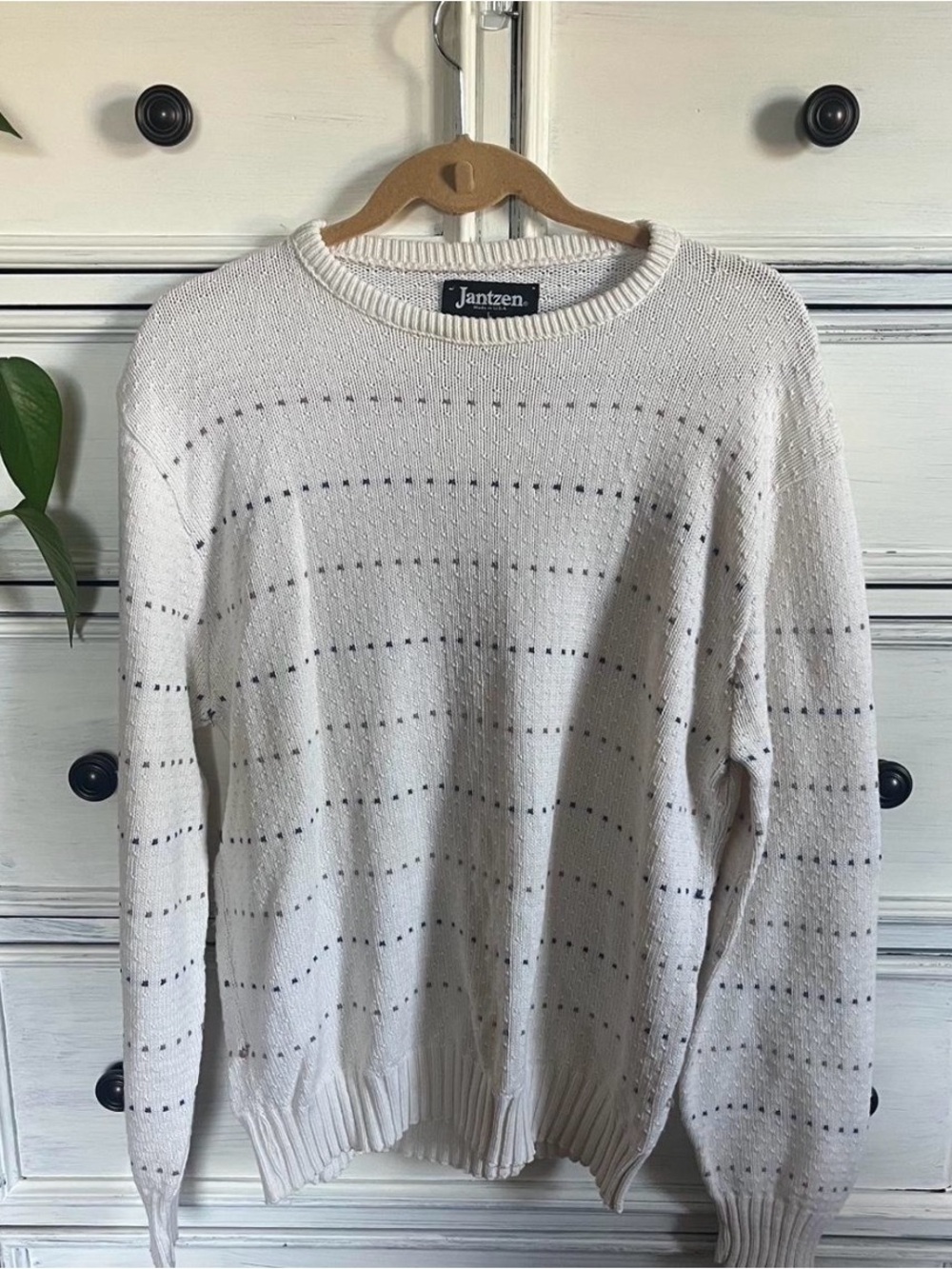 Jantzen Cream Crewneck Eyelet Knit Sweater Coastal Grandmother Vintage Grandpa